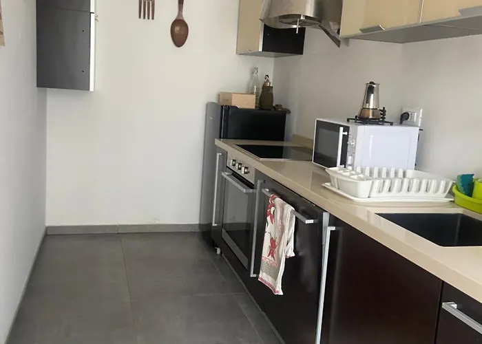 A Casa Di Niki * أَويستا